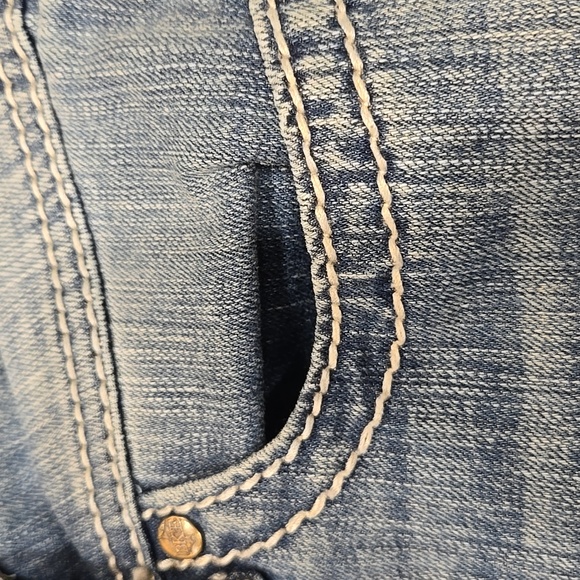 BKE Women's Straight Leg Jeans - Dark Blue - Picture 13 of 16